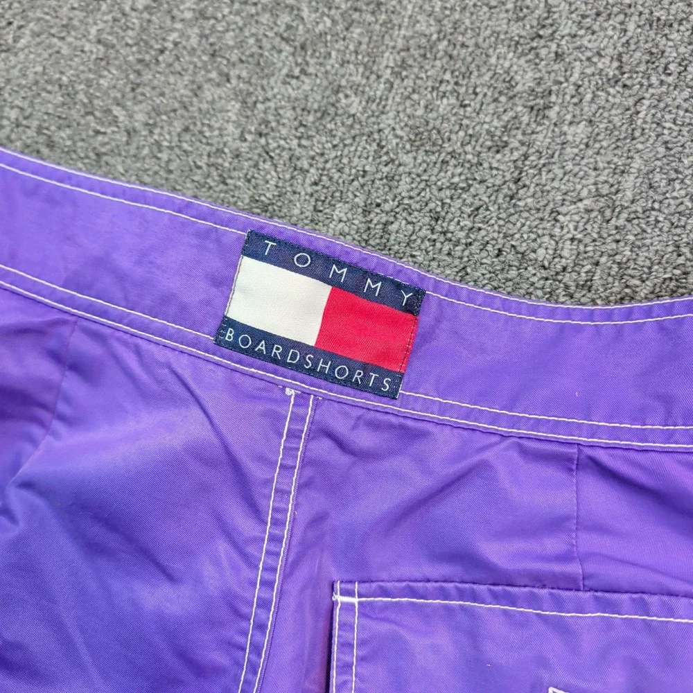Tommy Hilfiger embrace retro